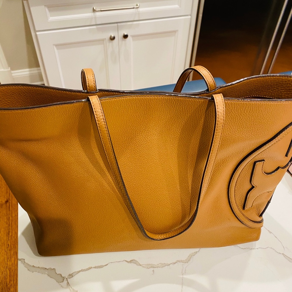 Tory Burch tote